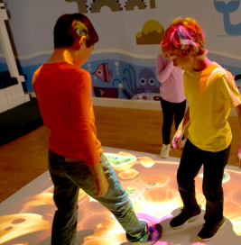 Cover image for 5 Benefits of Interactive Projection for Business and Education